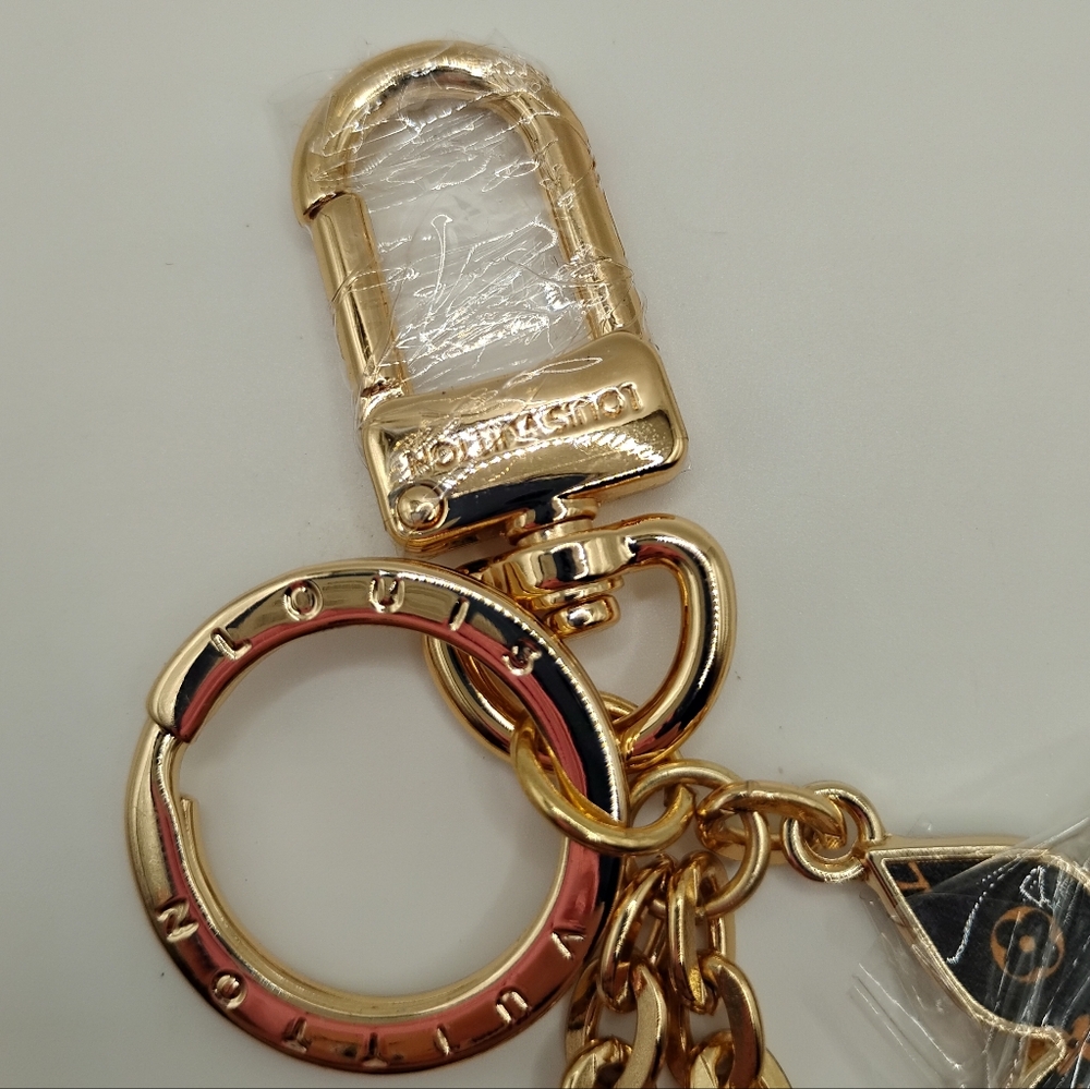 Louis Vuitton Pink & Gold Logo Keychain Charm - Picture 4 of 5